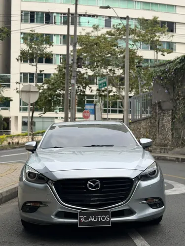 Mazda 3 Grand Touring