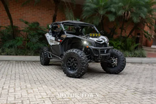 CAN-AM MAVERICK X3 DS TURBO 2024