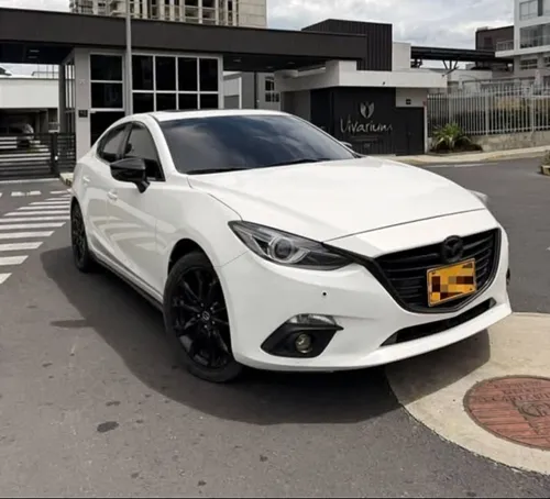 Vendo exelente mazda 3 Grand turing modelo 2017 en buenas condiciones