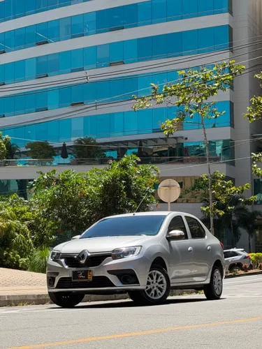 Renault Logan Life  1.6cc