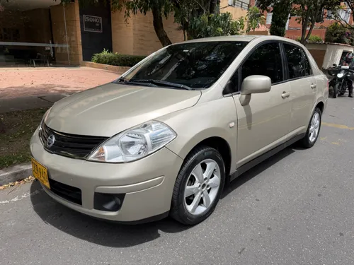 Nissan Tiida Premium Mt