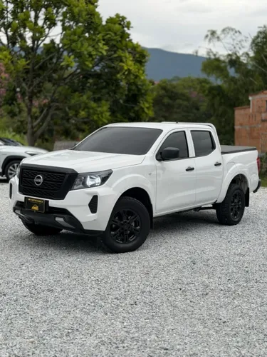 Nissan Frontier NP300 4X4 MT 2023