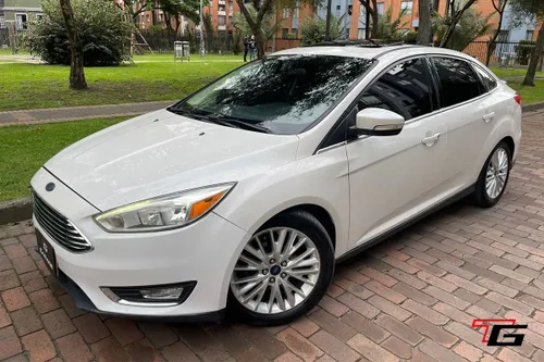 FORD FOCUS TITANIUM 2.0 AT 2015