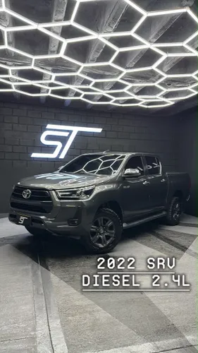 Toyota HILUX SRV 2022 DIESEL 4x4