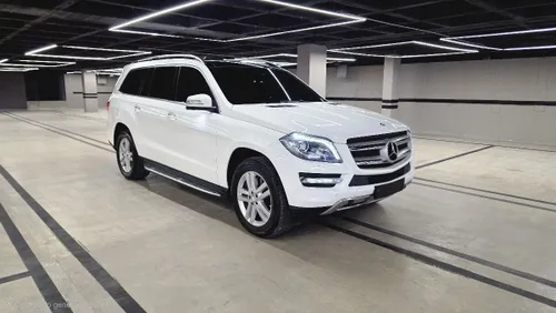 Mercedes Benz gl500