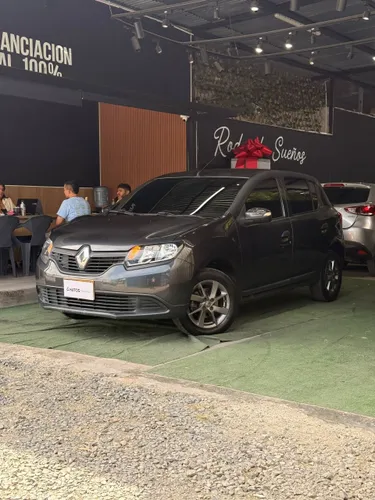 RENAULT SANDERO LIFE