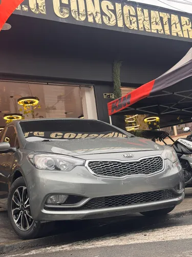 KIA Cerato pro EX 2015 - EXCELENTE ESTADO Y MUY ELEGANTE