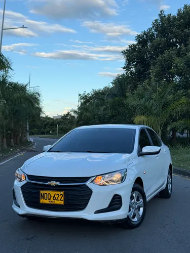 Chevrolet ÓNIX LT TURBO 2025 COMO NUEVO