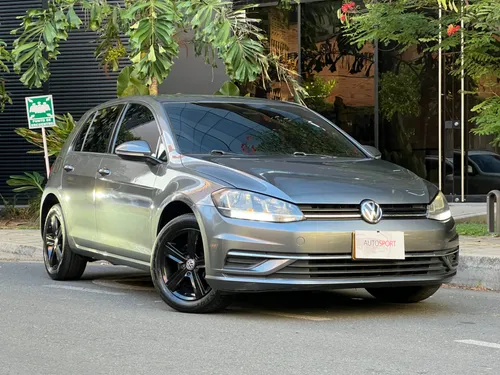 Volkswagen Golf Comfortline 1.4 TSI