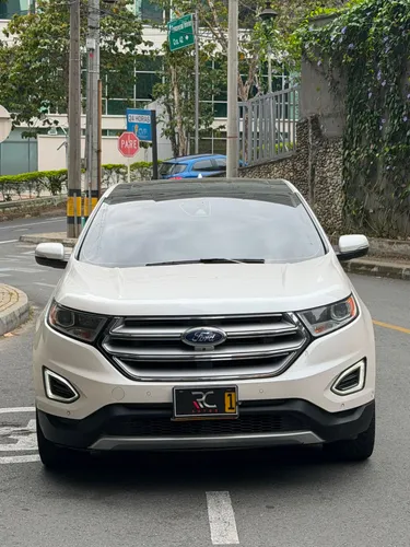 Ford Edge Titanium