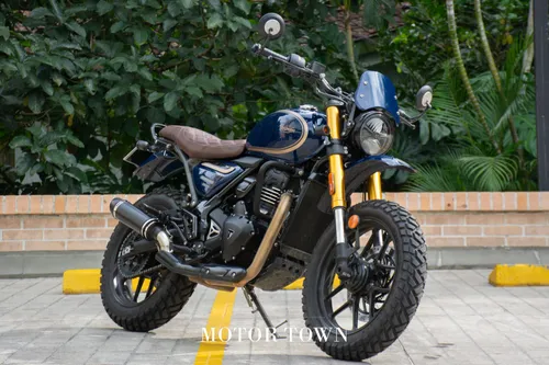 TRIUMPH SPEED 400 2025