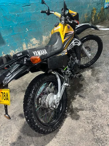 Yamaha DT 125 modelo 2006