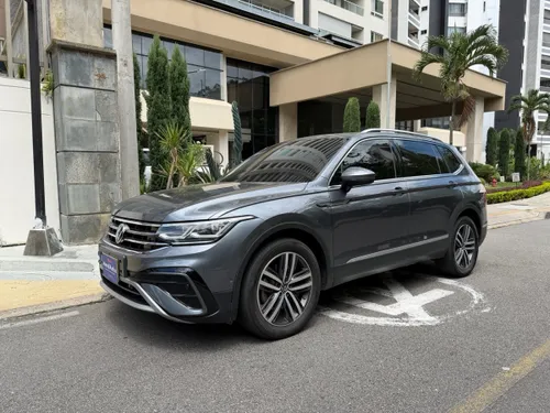 Volkswagen Tiguan 2022 Elegance 2.0 Turbo 4Motion  7 Pasajeros