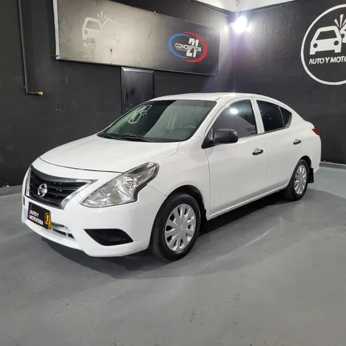 Nissan Versa Modelo 2020