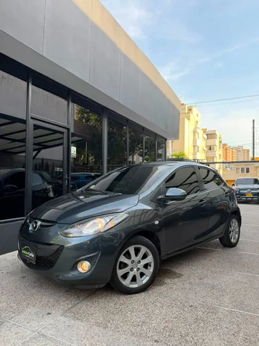 MAZDA 2