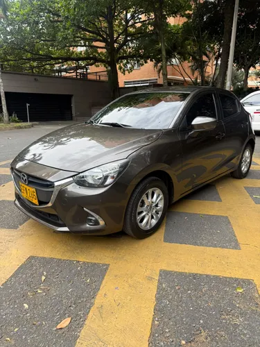 MAZDA 2 TOURING MECANICO 2018