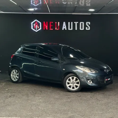MAZDA 2 2015