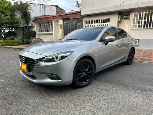 Mazda 3 touring