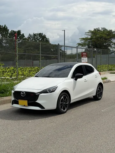Mazda 2 Grand Touring LX 2026