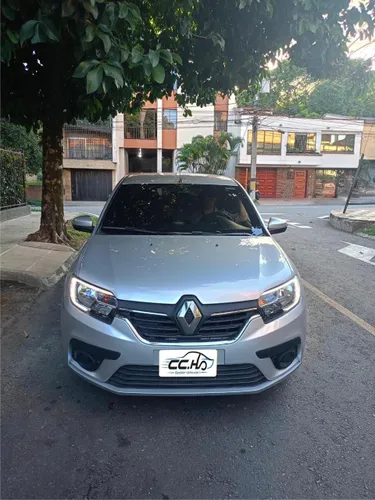 Renault Logan Life 2023