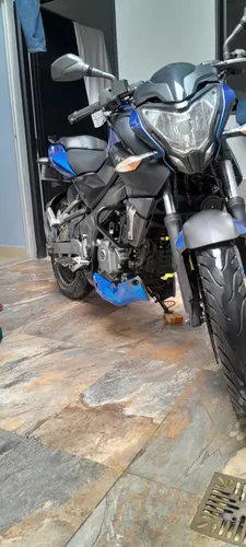 Bajaj Pulsar NS200 2018 Carburada.