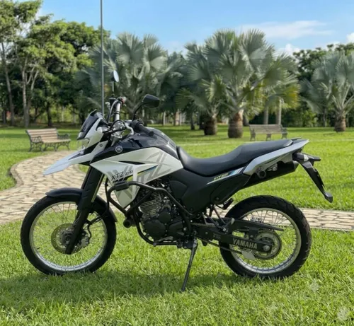 YAMAHA XTZ 250 2021 BLANCA
