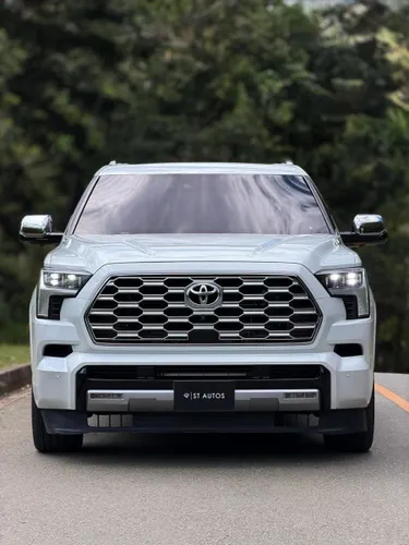 Toyota Sequoia Capstone