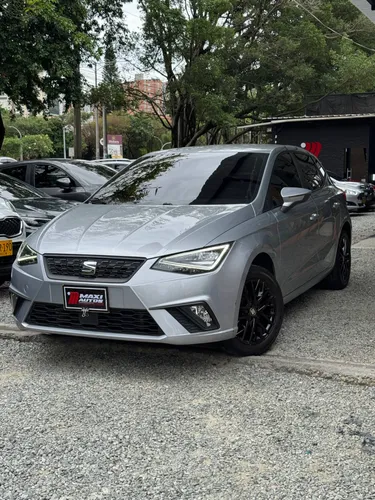 SEAT IBIZA STYLE 1.6 AUTOMÁTICO GASOLINA. MODELO 2022