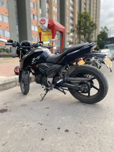 SE VENDE APACHE 160 4V