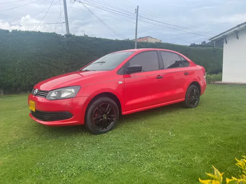 2016 VOLKSWAGEN VENTO COMFORTLINE PERFECTO. ASEGURABLE. CREDITO BANCARIO