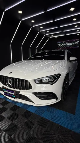 Mercedes Benz CLA35 modelo 2022