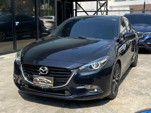 MAZDA 3 GRAND TOURING 2017