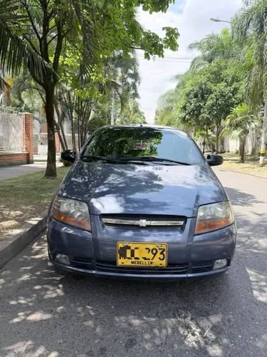 Chevrolet Aveo 1.6 Five - 2009