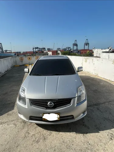 Nissan Sentra 2011
