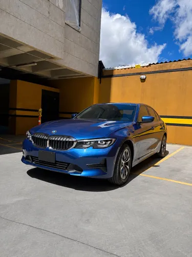BMW 330e 2022