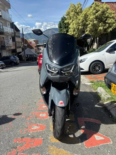 Yamaha Nmax connected 2024