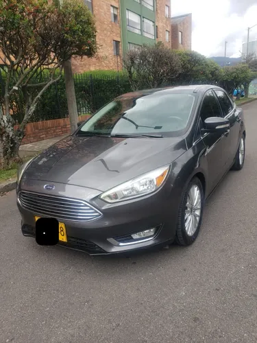 Ford Focus Titanium 2015