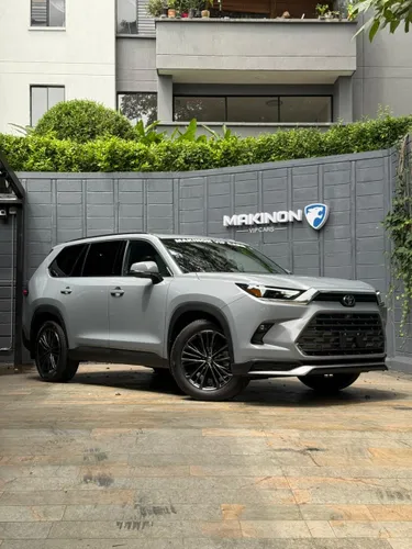 Toyota Grand Highlander Platinum