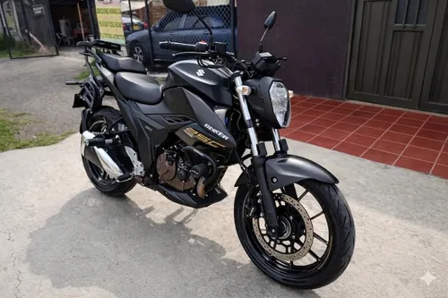 Suzuki Gixxer 250 - Único dueo