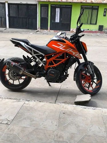 DUKE KTM 390 SEGUNDA GENERACIÓN MODELO 2020