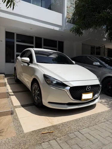 Mazda 2 touring 2024