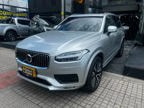 Volvo XC90 Momentum Híbrida