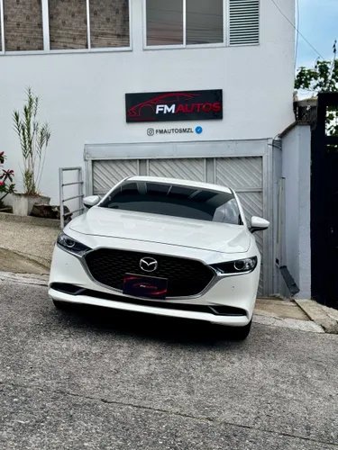 Mazda 3 Touring 2024 Hibrido