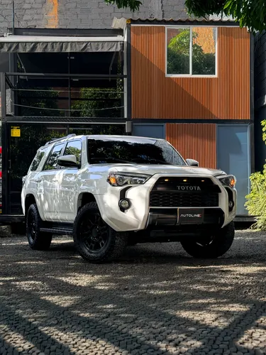 Toyota 4Runner SR5 2017