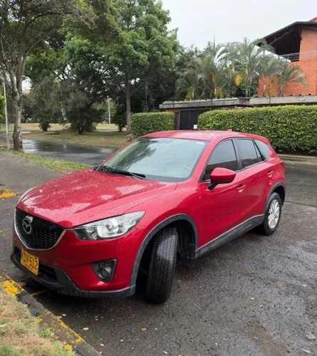 Mazda CX5 Roja brillante 2015