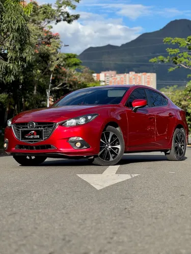 Mazda 3 Touring Automático 2015
