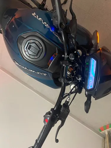 Dominar 250