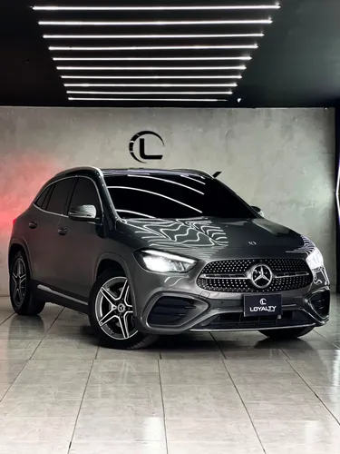 Mercedes Benz GLA 250 4MATIC Hybrido