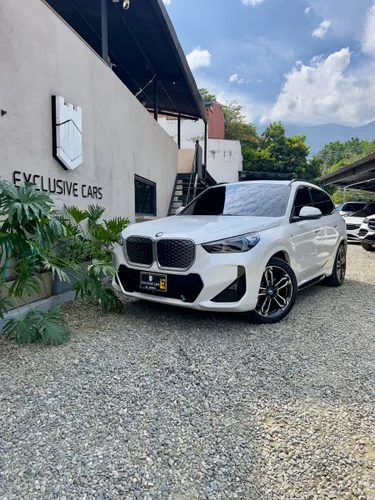BMW lX 1 XDRIVE 30 ELECTRICO