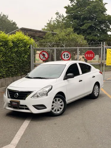 Nissan Versa 2018